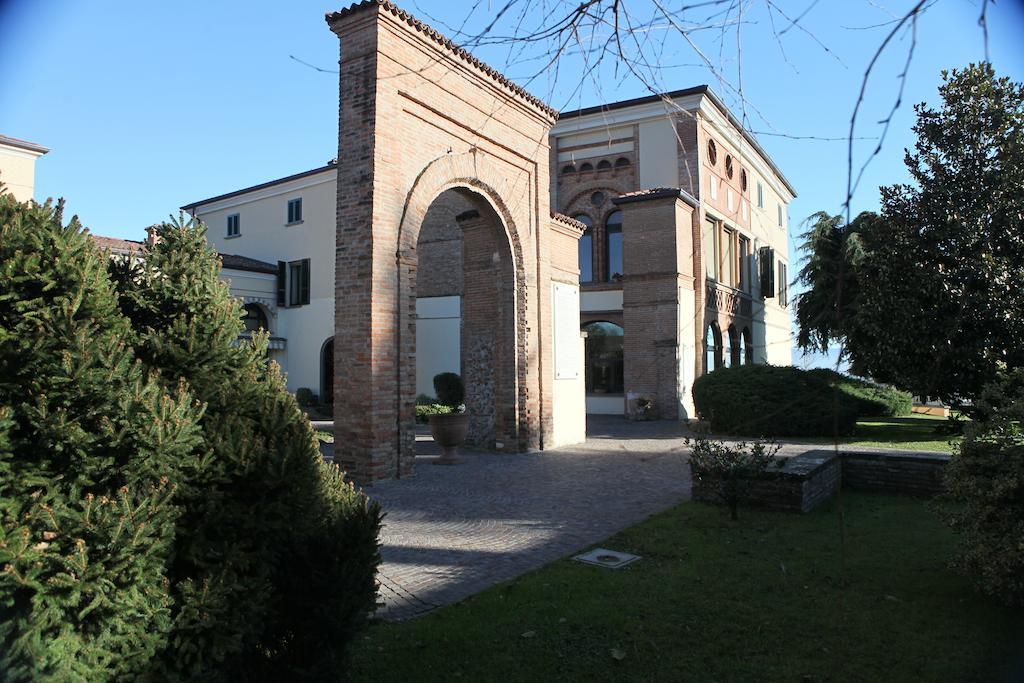 Villa Santa Maria Dell'Arco - Centro Oreb Cazzago San Martino Екстериор снимка