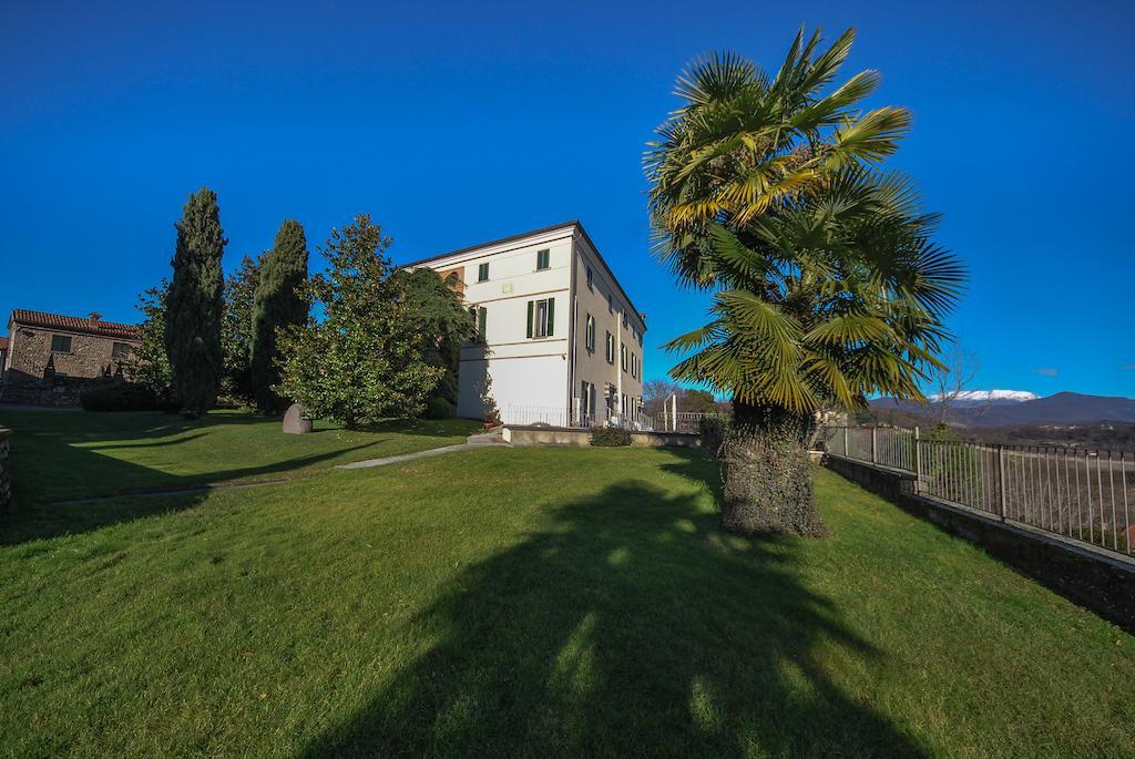 Villa Santa Maria Dell'Arco - Centro Oreb Cazzago San Martino Екстериор снимка