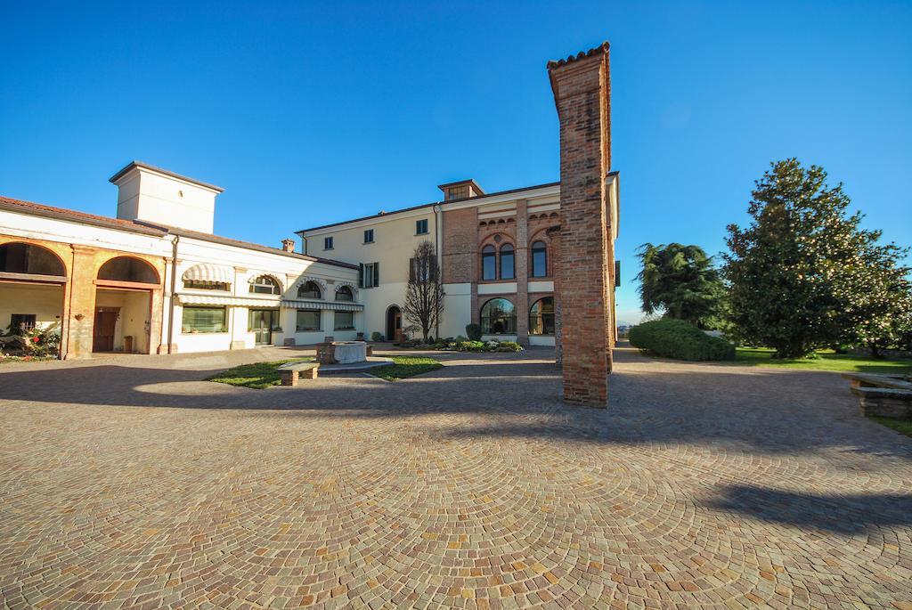Villa Santa Maria Dell'Arco - Centro Oreb Cazzago San Martino Екстериор снимка