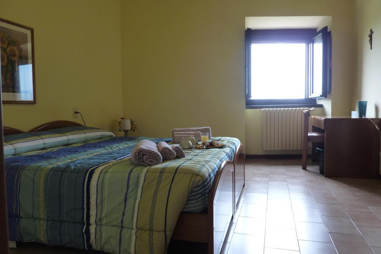 Villa Santa Maria Dell'Arco - Centro Oreb Cazzago San Martino Екстериор снимка