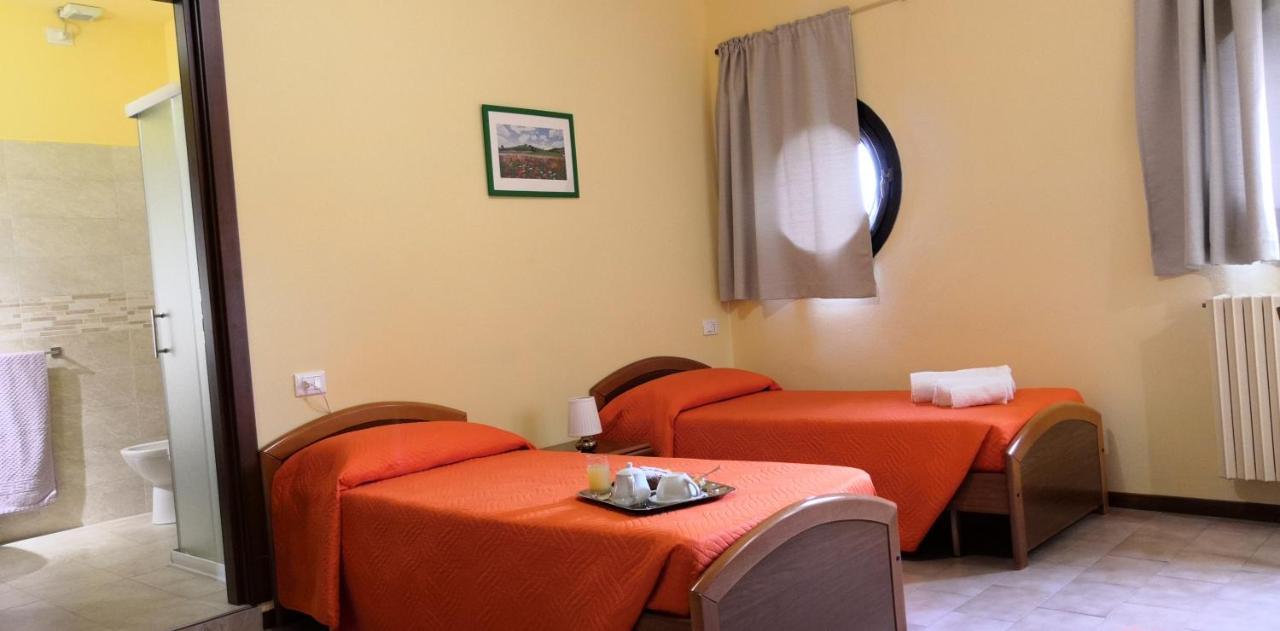 Villa Santa Maria Dell'Arco - Centro Oreb Cazzago San Martino Екстериор снимка